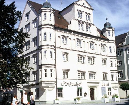 Kempten Hotel | Stay at Der Fürstenhof: Family-Friendly with Breakfast Included