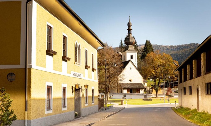 Thomatal Hotel | Discover Der Thomataler Wirt: Oceanfront Pet-Friendly Haven