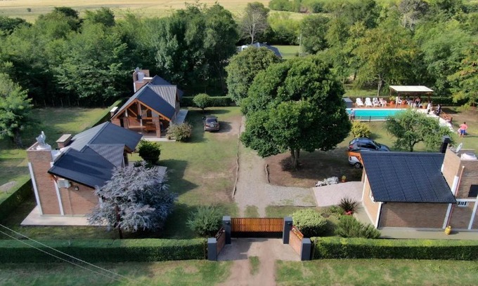 Los Reartes Cabin | Pet-Friendly Getaway at Der Wald Cabañas - Rated 10/10