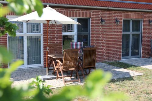 Stolpe House | Pet-Friendly Retreat at Der Westflügel Hofmaler WF-53