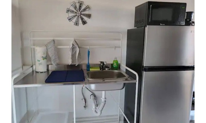 Laguna Park Apartment | Discover Derekville #4: Private Unit with Gated Pool Access