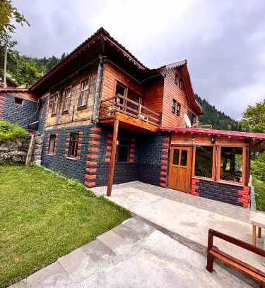 Ayder Hotel | Family-Friendly Retreat at DERVİŞOĞLU DAĞ EVİ