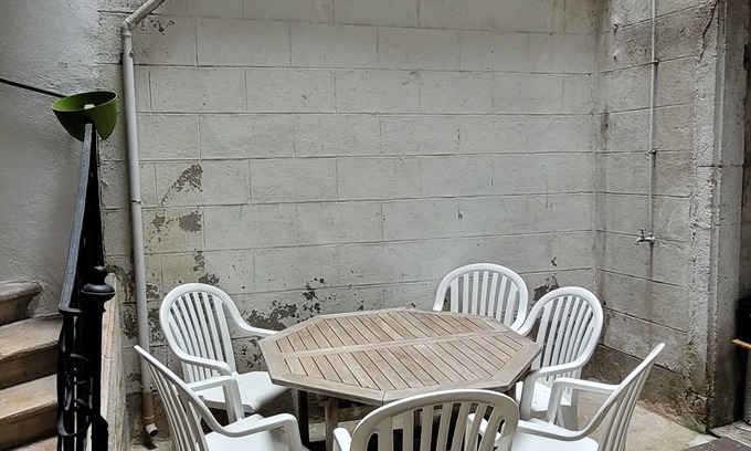 Tournus Apartment | Top-Rated Family Hotel: Des Histoires d'Anges - Côté Ville