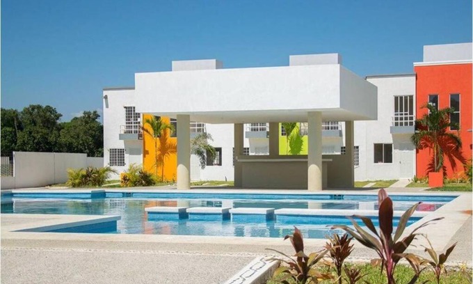 Acapulco House | Relaxation and Adventure Awaits at Descanso in Acapulco
