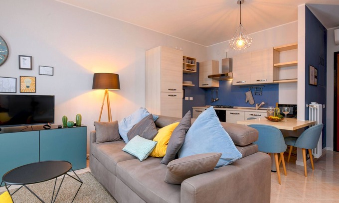 Desenzano del Garda Apartment | Guest Rated: 9.8 at Desenzanoloft - Le Château de Margot