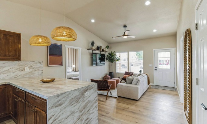 Tri-Cities House | Desert Bliss: Pet-Friendly Getaway in Kennewick