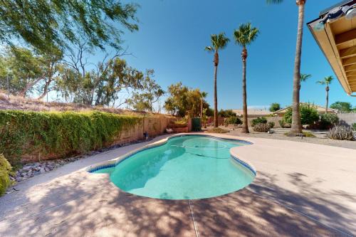 Garden Lakes House | Desert Blooms: 4-Star Oasis with Pool & Pet-Friendly Vibes