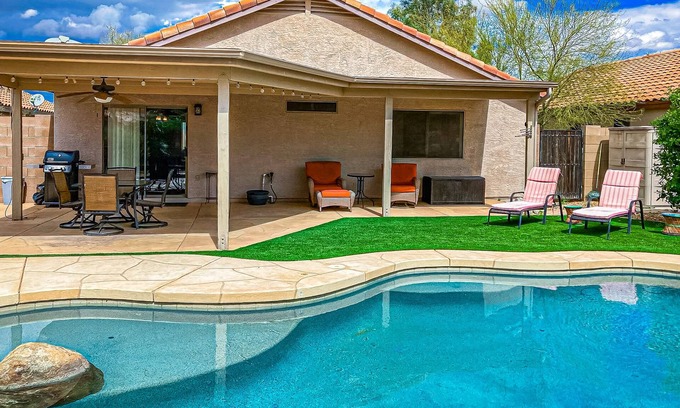 Apache Junction House | Desert Retreat: Heated Pool, Full Kitchen & Top-Rated Stay