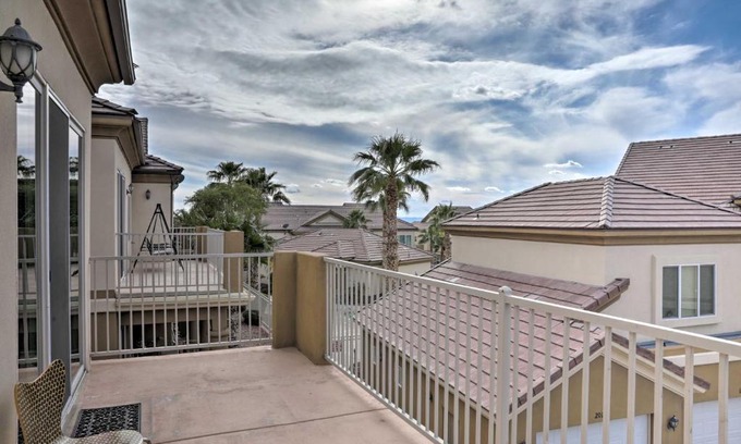 Sunridge Estates Apartment | Desert Condo with Pool & Spa, 4-Star Near Colorado River