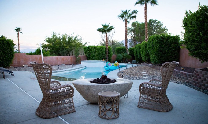 Desert Hot Springs House | Relaxing Retreat in Desert Hot Springs with Private Pool