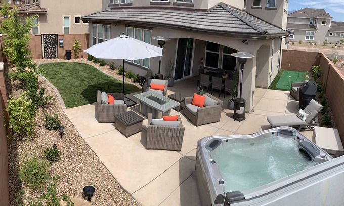 Sienna Hills House | Experience Desert Living at Zion Private Home - 10/10 Rating