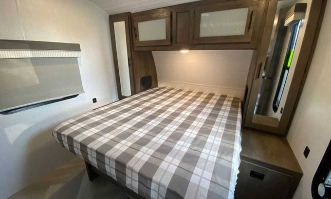 Jacumba RV Rental | Serene Resort: Adventure and Relaxation for All Ages