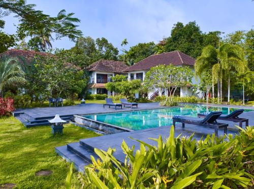 Muhamma Resort | Serene Deshadan Backwater Resort with Breathtaking Sunrises