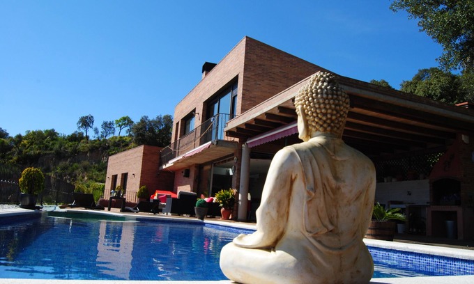 Sant Fost de Campsentelles House | Tranquil Design House with Spa, Pool & Ocean Views