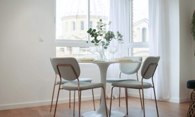 Castello de la Plana Apartment | Design apartment in the center