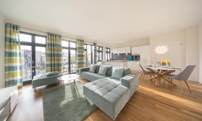 Jagervorstadt Apartment | Elegant Design Apartments at "Am Schlosspark" - Adults Only