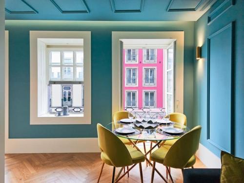Sao Nicolau Apartment | Design award-winning apartment in Ribeira