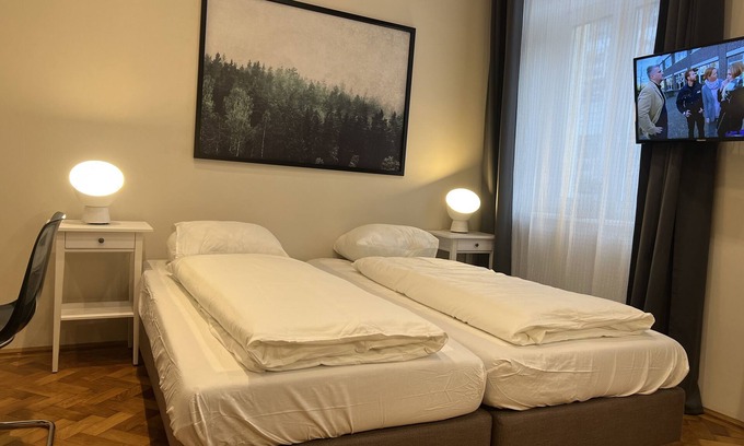Rudolfsheim-Funfhaus Apartment | Stylish Design Europa Apartment with Family-Friendly Amenities