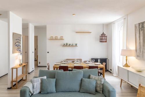 Vannes Apartment | Elegant Design and Comfort Await at Ty Gwellan Hotel