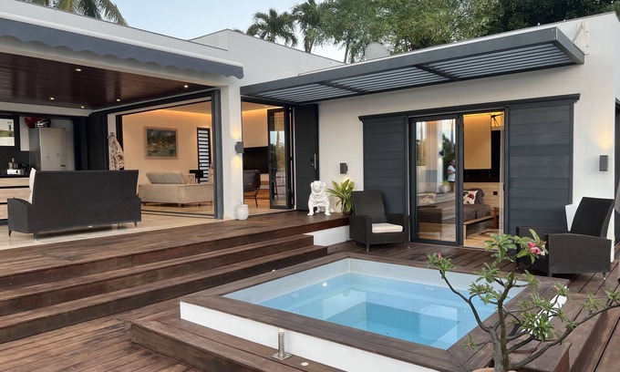 Dampierre Villa | Experience Design Promontory on the Sea with Ocean Views