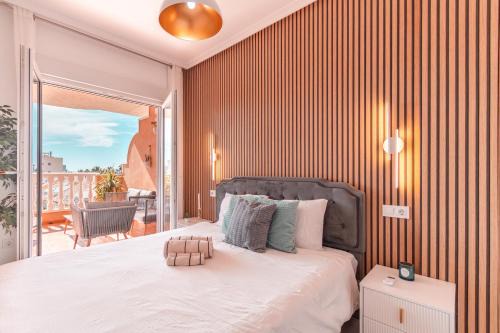 Orihuela Costa Apartment | Guest Rated 9.7: Design Seascape Apartment with Pool