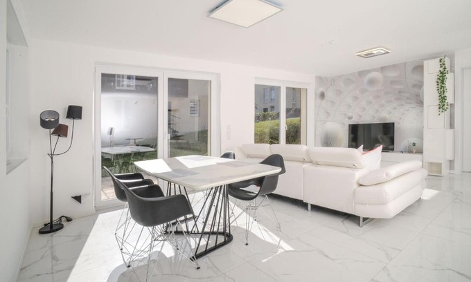 Wernigerode Apartment | Stylish Design Apartments with Hot Tub & Breakfast Included