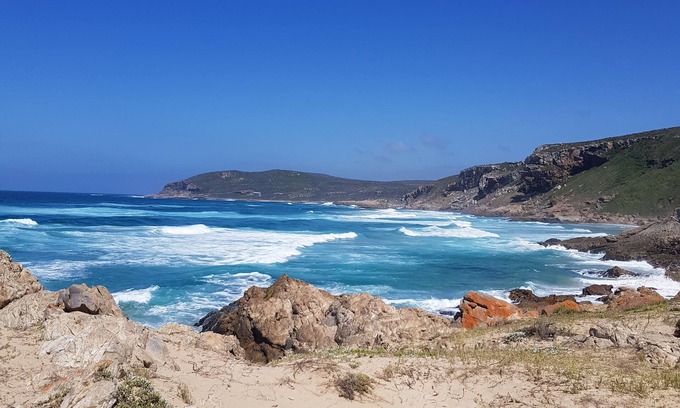 Plettenberg Bay House | Oceanfront Retreat with Spectacular Views & Top Guest Rating