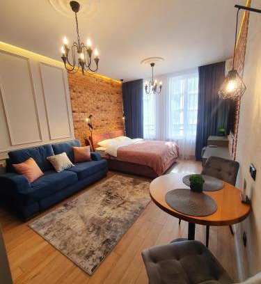 Afanasivsʹkyy Yar Apartment | Stylish VIP Studio in Central Kyiv's Yaroslavov Grad