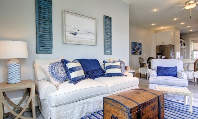 Cinnamon Shore Condo | Designer Beach Condo with Pool & Family-Friendly Amenities