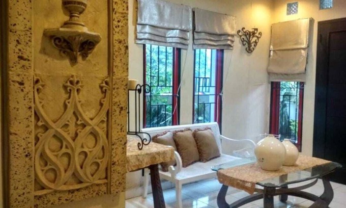 South Tangerang House | Stylish Designer Home Kucica with Kitchen Amenities