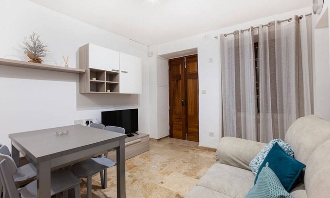 Valletta Apartment | Stylish Home with Cozy Sofa & Central Valletta Access