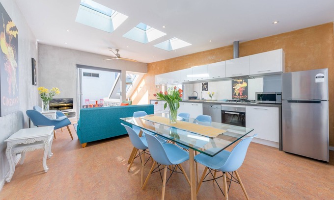 Darlinghurst House | Designer House on Quiet Street - Rated 10/10 by Guests
