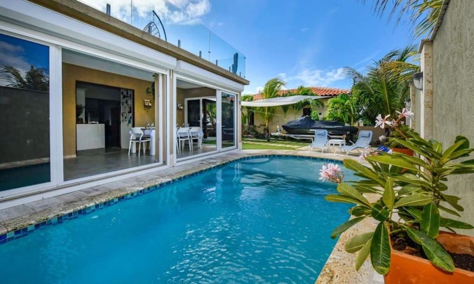 Opal Villa | Designer house with a view