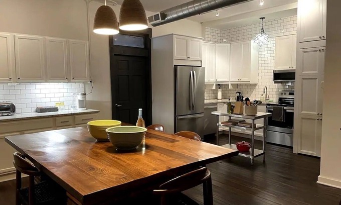 Michigan City Apartment | Designer Loft Within Walking Distance to Restaurants, Bars & Beach! Pet Friendly