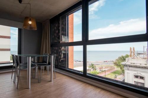 Montevideo Apartment | Stylish Hotel with Scenic Promenade Views & Pet-Friendly Stay