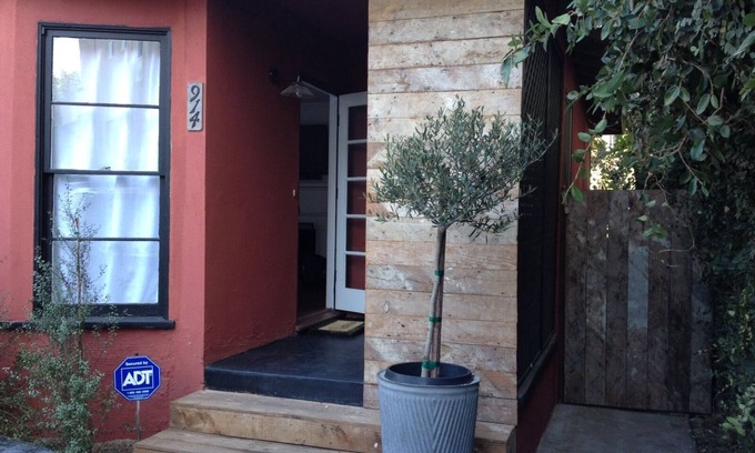 West Hollywood House | Stylish 2-Bedroom Retreat with Pool in WeHo - Guest Rated 9.8