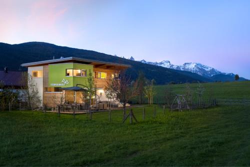 Altenmarkt im Pongau House | Oceanfront Designferienhaus Altenmarkt Zauchensee with Spa