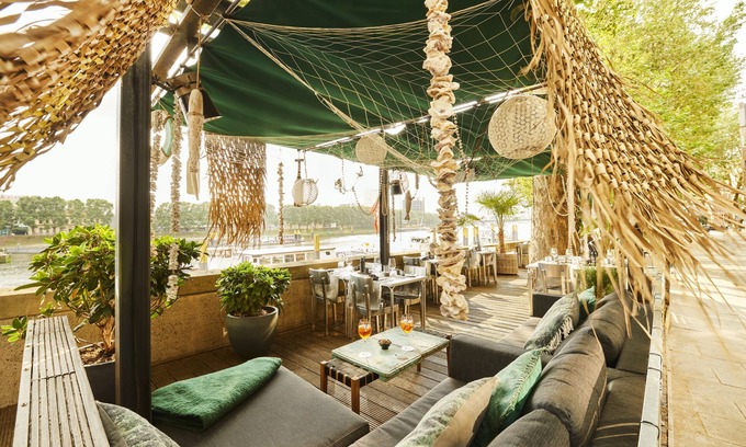 Altstadt Hotel | Stylish Designhotel ÜberFluss with Spa and Pool Amenities