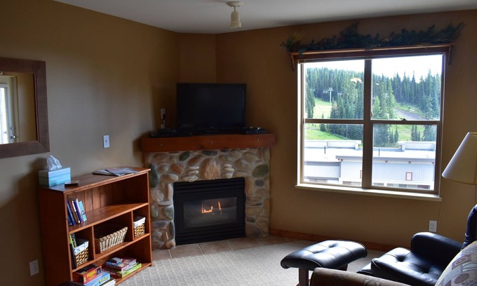 Silver Star Mountain Condo | Top Floor Creekside Condo with Beautiful Views & Hot Tub