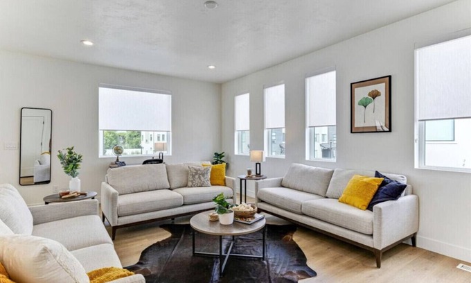 American Fork Apartment | Desk|WiFi|Two Car Garage