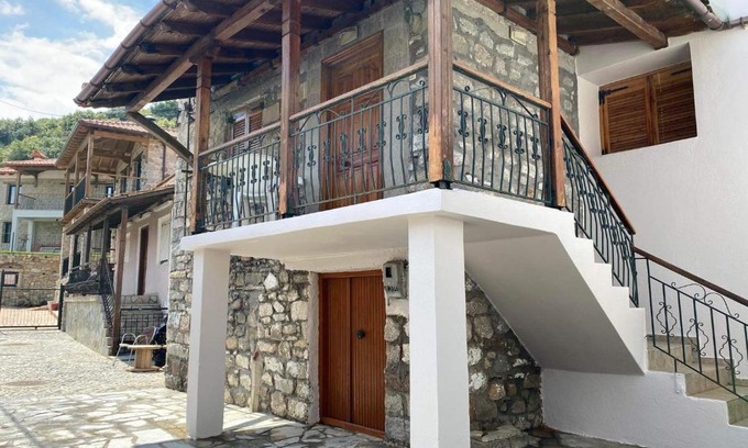 Sithonia House | Guest Rated 9.4: Despina’s House - Pet and Child Friendly