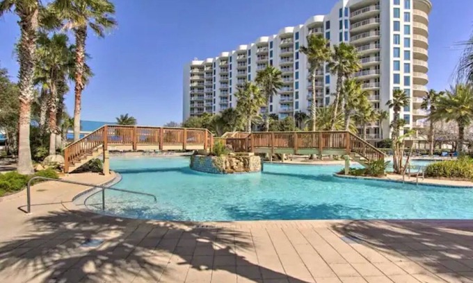 Indian Bayou Condo | Idyllic Destin Resort with Pool View and Ocean Vista