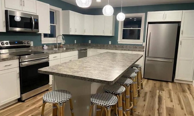 Hershey House | Family-Friendly Getaway at Destination Hershey with Breakfast