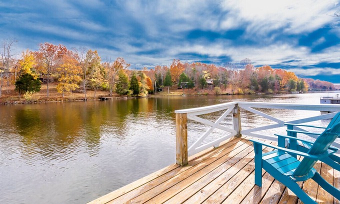 Chaplin House | Experience Kentucky: Lake House on the Bourbon Trail
