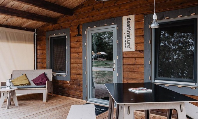 Ernzen Apartment | Cozy Destinature Log Cabin with Ocean View for 4 Guests