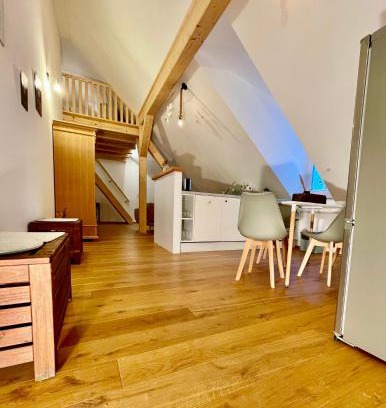 Sulzbach-Rosenberg Apartment | Unforgettable Stay at Destino in the Historic Waage