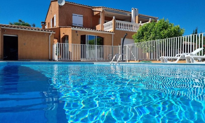 Caux Apartment | Discover Destroi Terrasses: Oceanfront Escape with Pool