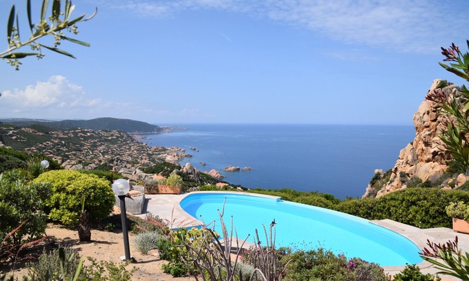 Costa Paradiso House | Dreamy Villa with Private Pool & Ocean Views, Rated 10/10