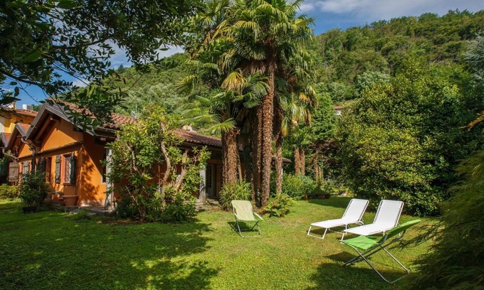 Cannobio House | Perfect Retreat: 3½-Room House with Garden & Pool Access
