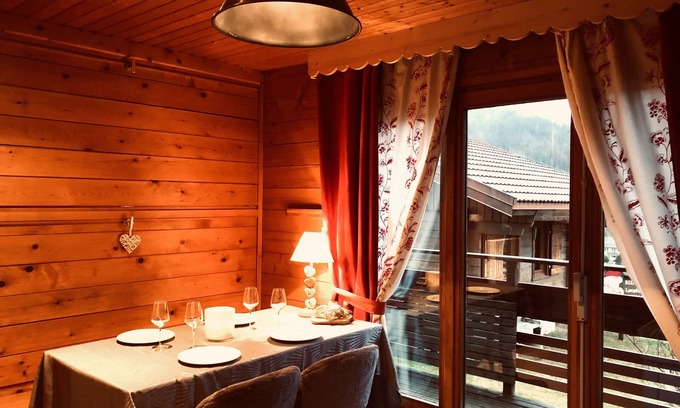Xonrupt-Longemer Ski Chalet | Tranquil Chalet Retreat in Hautes Vosges with Lake Views